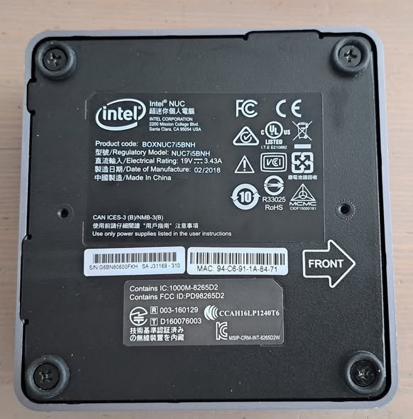 Nabízím toto šikovné mini PC od Intelu - NUC