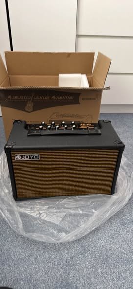 Akustické kombo AC-40 od značky Joyo